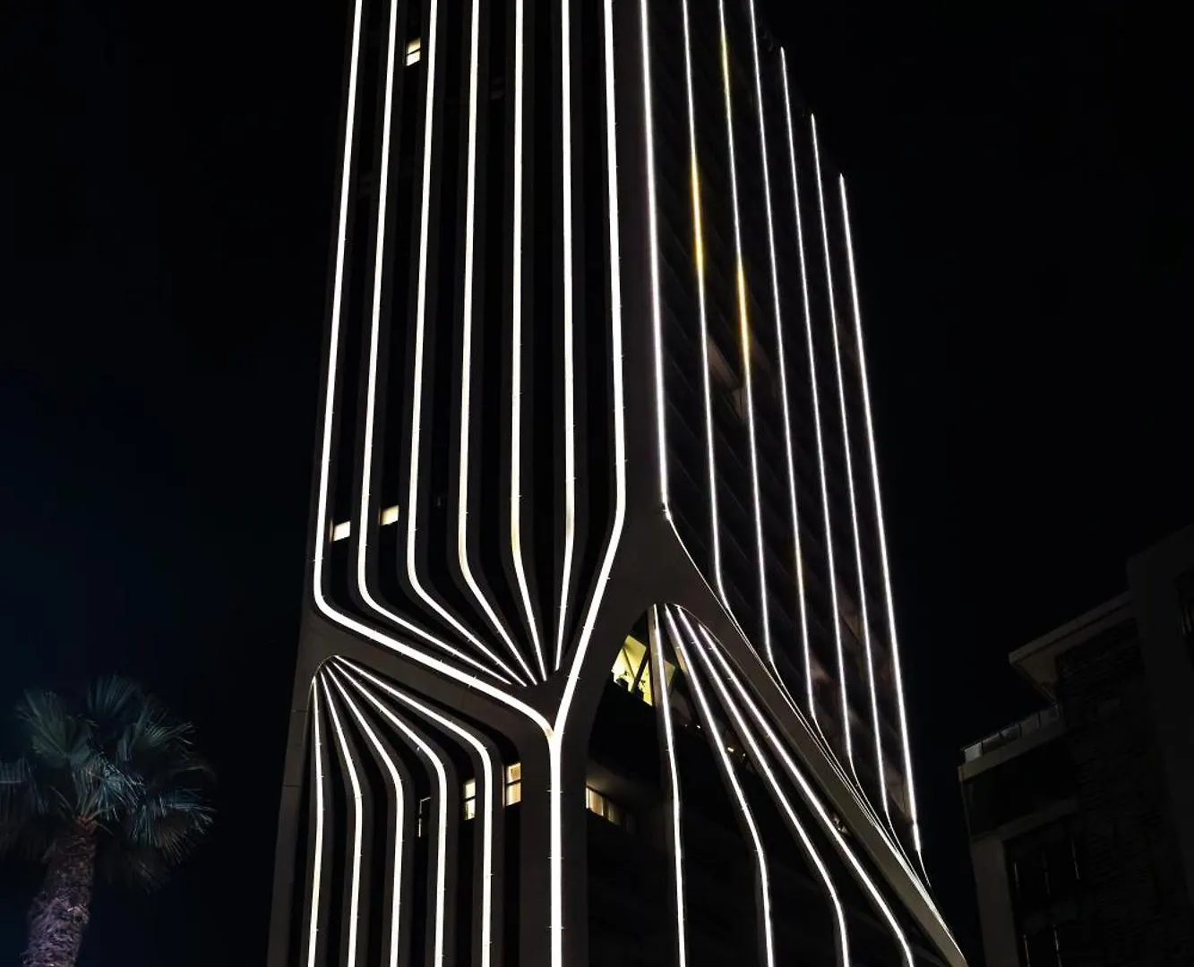 Luxury Little Gem Mercury Tower With Rooftop Pool By Arcobnb Saint Julian's