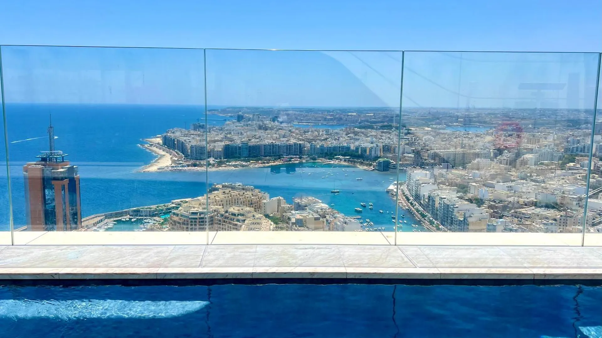 Luxury Little Gem Mercury Tower With Rooftop Pool By Arcobnb St. Julian's Lägenhet